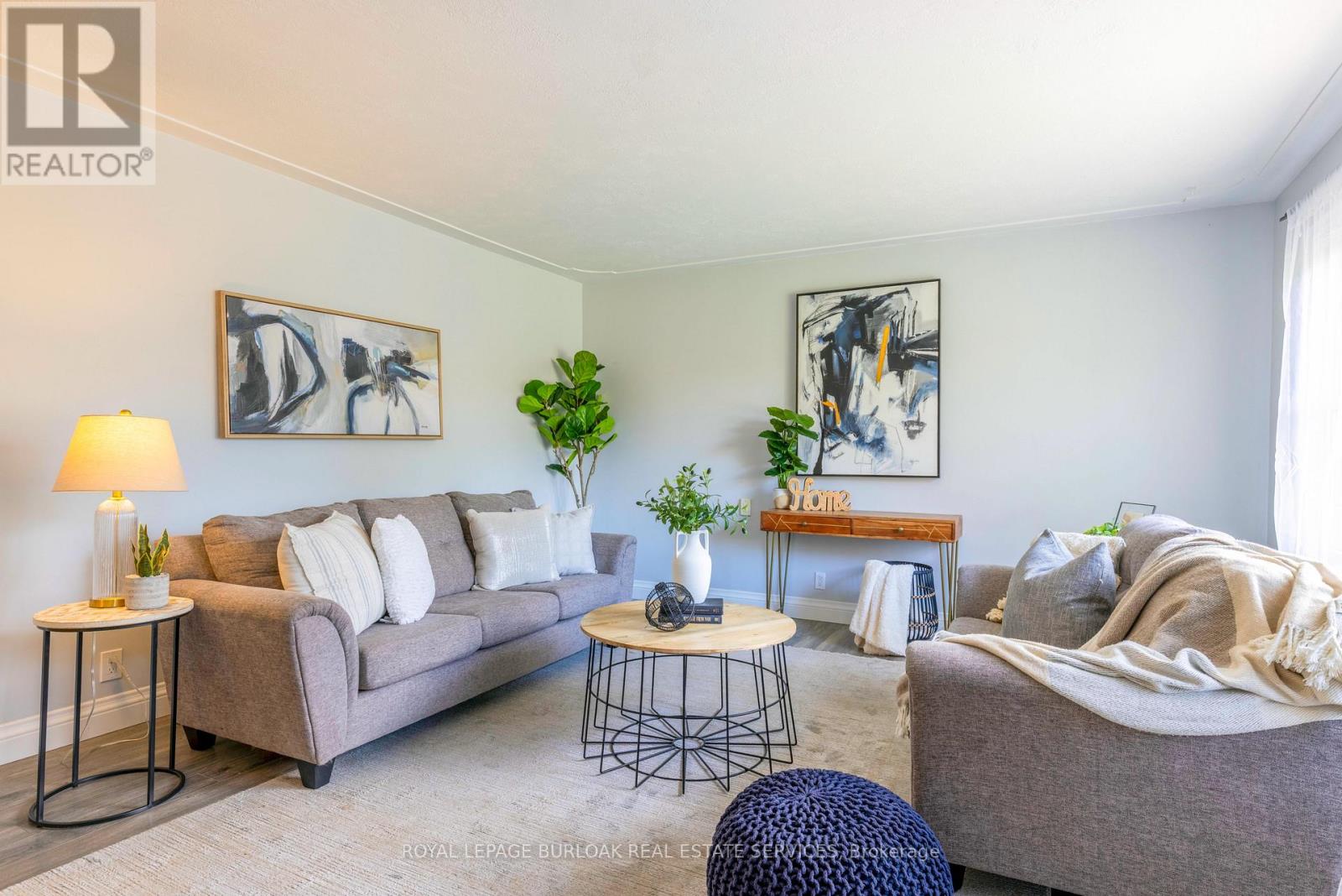 40 KERMAN AVENUE, Grimsby, Ontario