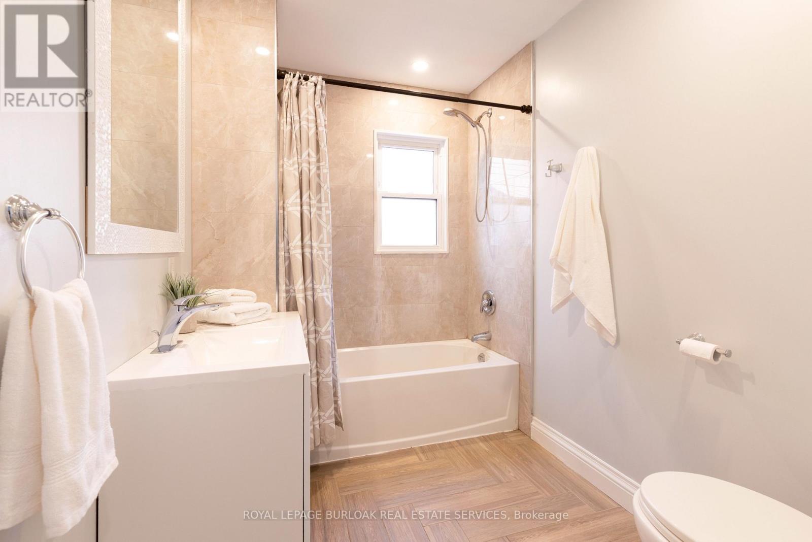 40 Kerman Avenue, Grimsby, Ontario  L3M 3W5 - Photo 19 - X12522802