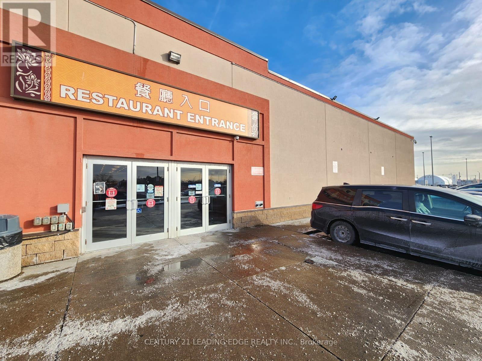 1R6 - 4675 STEELES AVENUE E, Toronto, Ontario