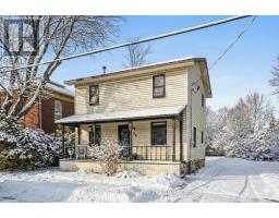 94 MAIN STREET, North Dundas, Ontario