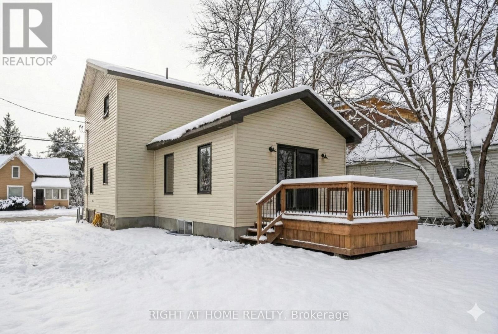 94 Main Street, North Dundas, Ontario  K0A 2R0 - Photo 30 - X12432343