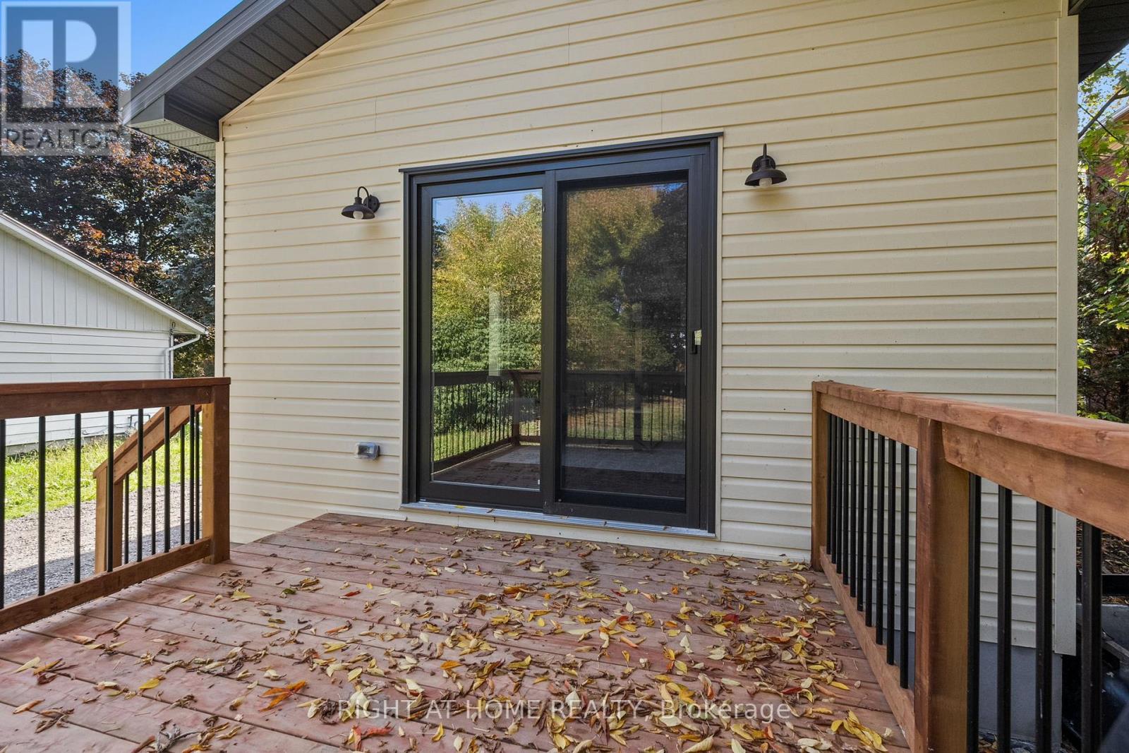 94 Main Street, North Dundas, Ontario  K0A 2R0 - Photo 37 - X12432343