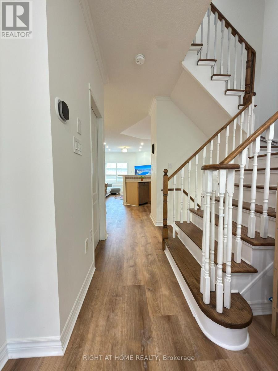 3 Bellagio Crescent, Vaughan, Ontario  L4K 5J9 - Photo 10 - N12611200