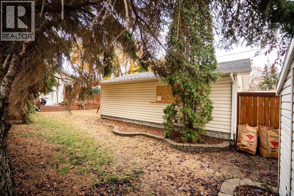 5218 45 Street, Camrose, Alberta  T4V 1E9 - Photo 29 - A2266343