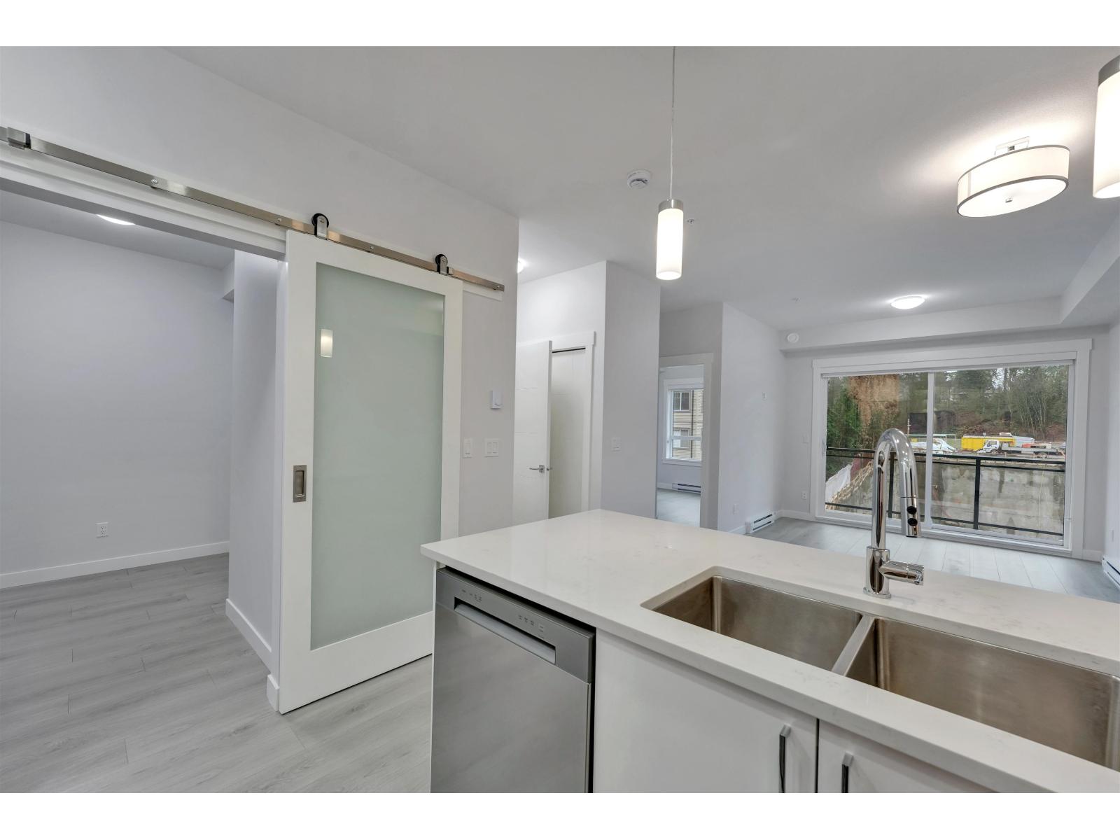 416 33886 Pine Street, Abbotsford, British Columbia  V2S 0N9 - Photo 5 - R3071852