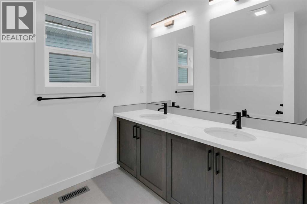 1325 South Point Parade Sw, Airdrie, Alberta  T4B 0Y7 - Photo 25 - A2272948