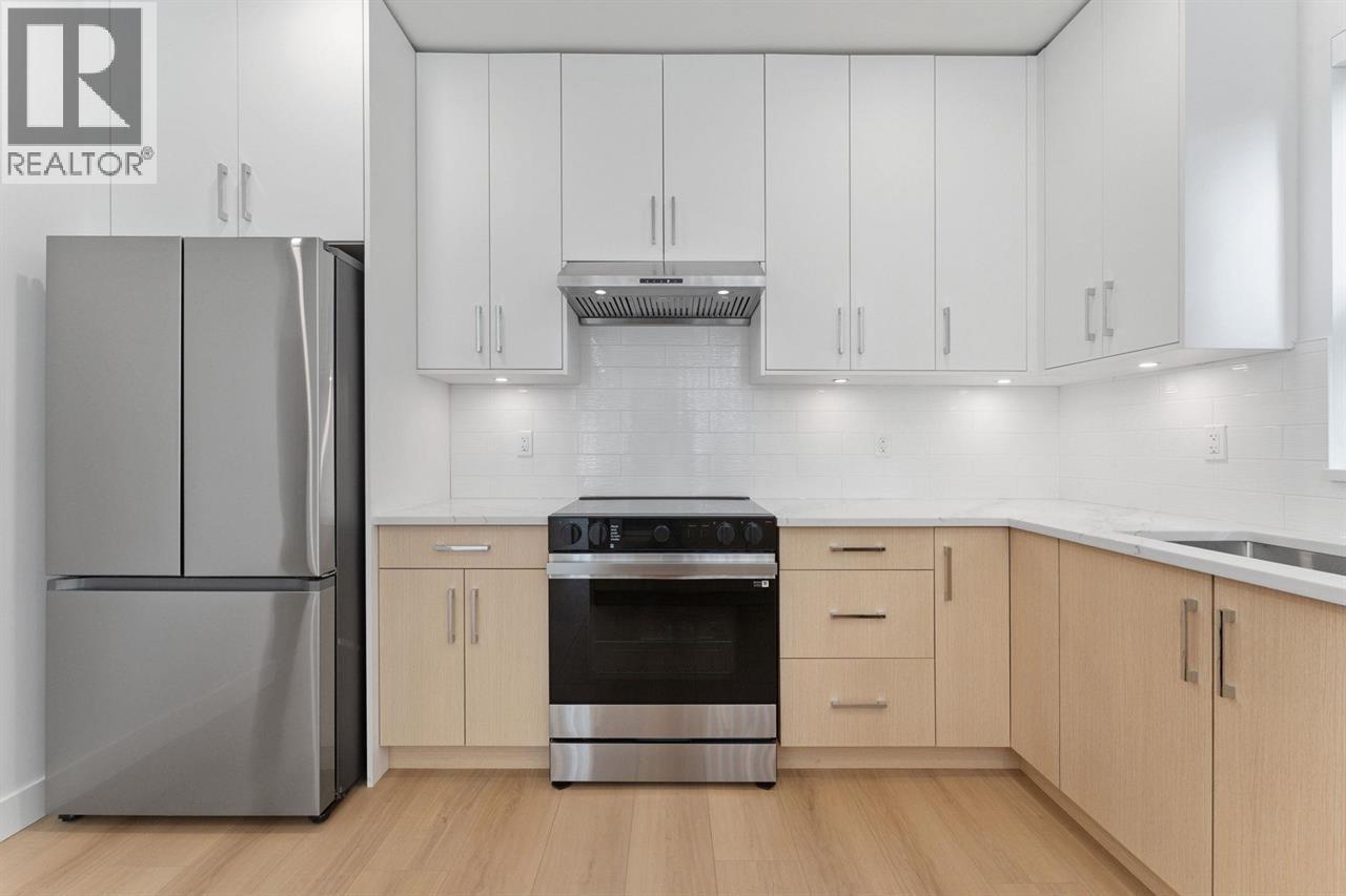 842 St. Denis Avenue, North Vancouver, British Columbia  V7J 2G4 - Photo 9 - R3056538