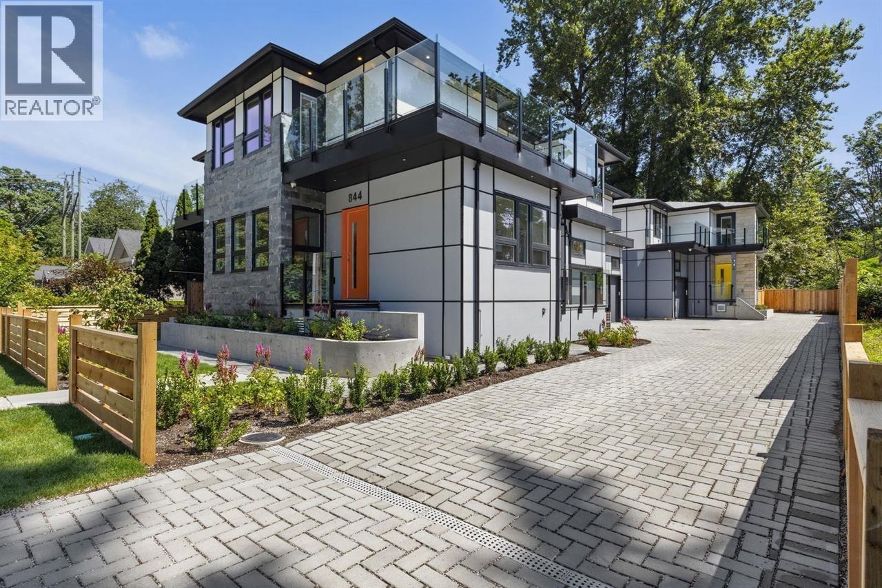 842 St. Denis Avenue, North Vancouver, British Columbia  V7J 2G4 - Photo 28 - R3056538