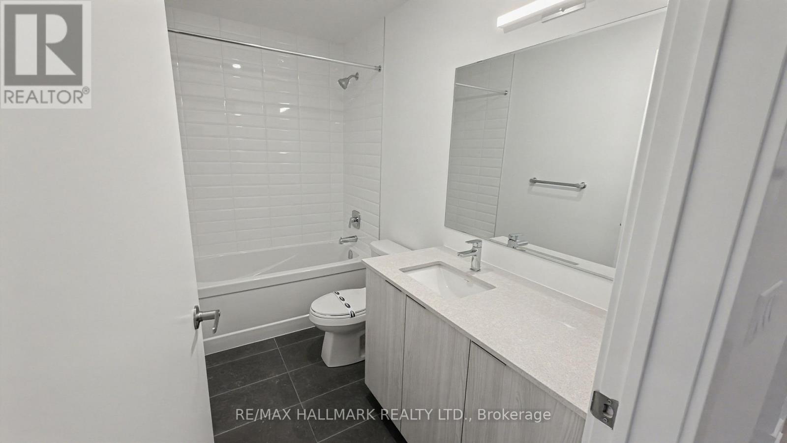 506 - 720 Whitlock Avenue, Milton, Ontario  L9E 2B5 - Photo 11 - W12611238