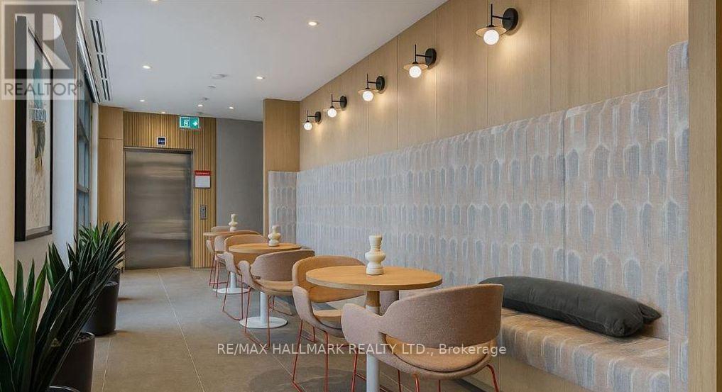 506 - 720 Whitlock Avenue, Milton, Ontario  L9E 2B5 - Photo 3 - W12611238