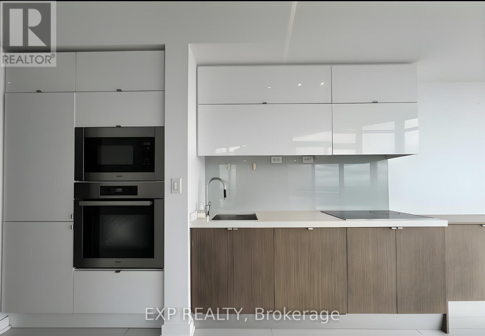 3712 - 21 Iceboat Terrace, Toronto, Ontario M5V 4A9 - Photo 6 - C12604578