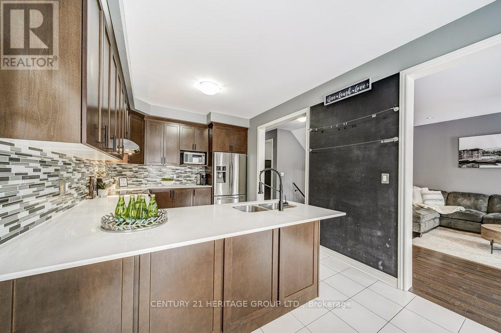 61 Algeo Way, Bradford West Gwillimbury, Ontario  L3Z 0W1 - Photo 19 - N12609490