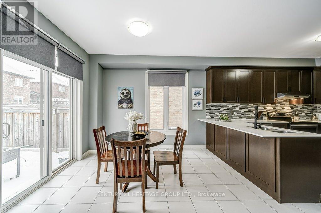 61 Algeo Way, Bradford West Gwillimbury, Ontario  L3Z 0W1 - Photo 16 - N12609490