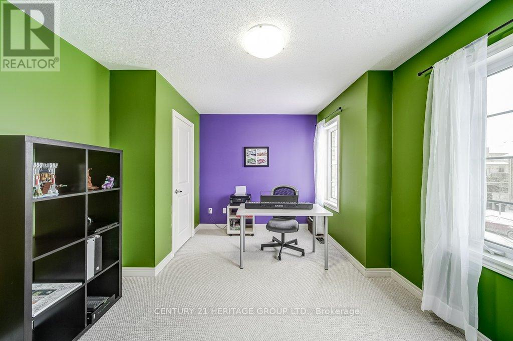 61 Algeo Way, Bradford West Gwillimbury, Ontario  L3Z 0W1 - Photo 36 - N12609490