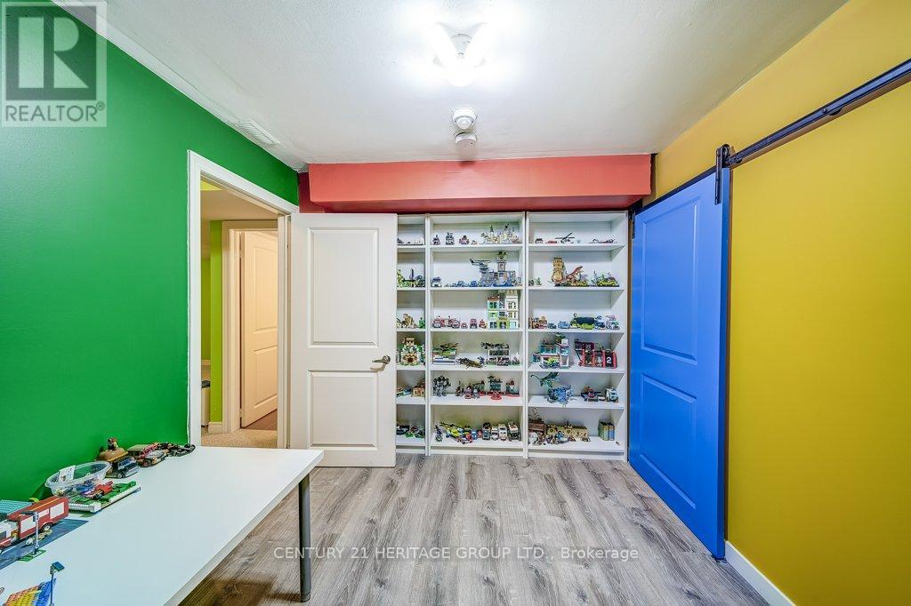 61 Algeo Way, Bradford West Gwillimbury, Ontario  L3Z 0W1 - Photo 47 - N12609490