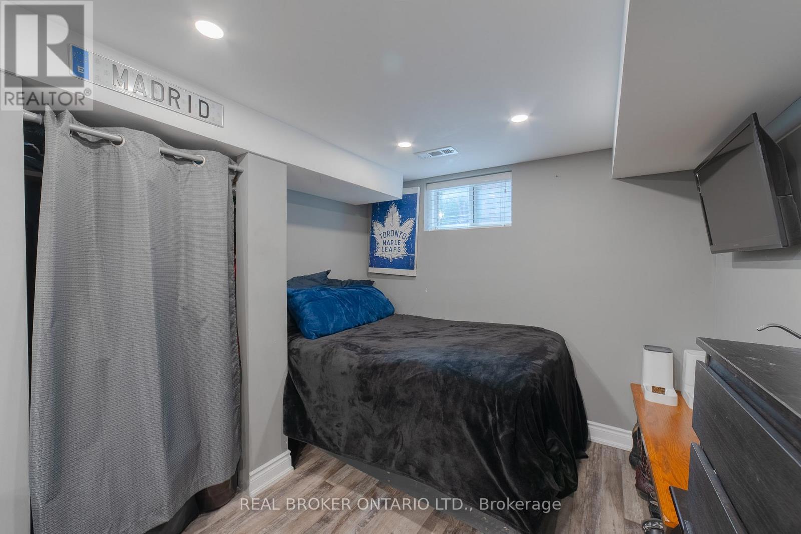 66 Maitland Street, Thorold, Ontario  L2V 3A9 - Photo 22 - X12611254