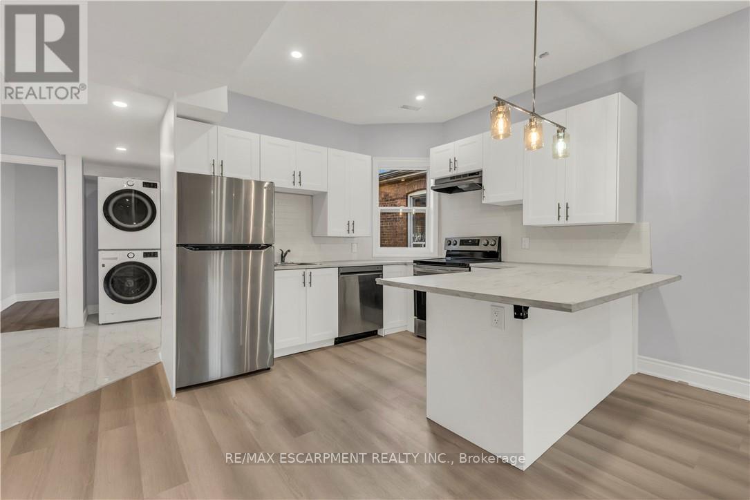 Upper - 51 Wellington Street S, Hamilton, Ontario  L8N 2P9 - Photo 8 - X12611260