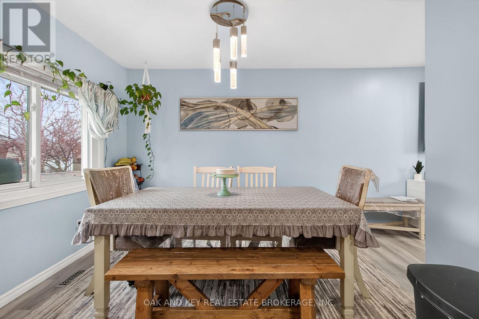 86 Chestnut Drive, Chatham-Kent, Ontario  N7M 4Z1 - Photo 10 - X12611282