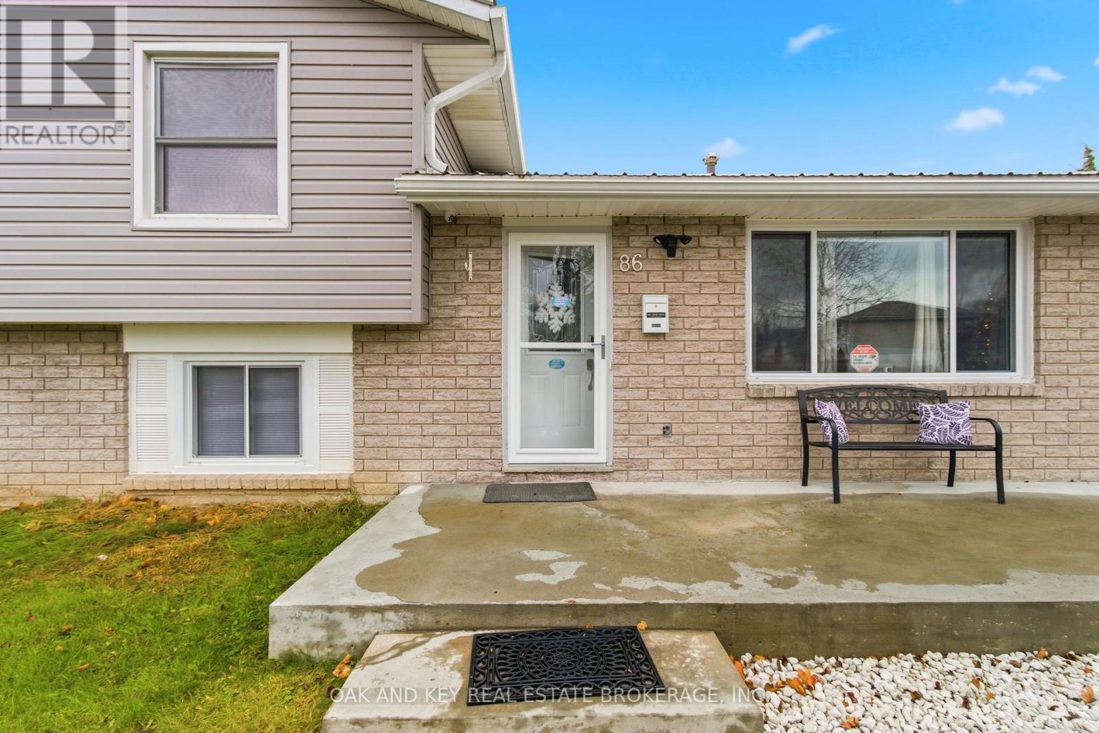 86 Chestnut Drive, Chatham-Kent, Ontario  N7M 4Z1 - Photo 3 - X12611282