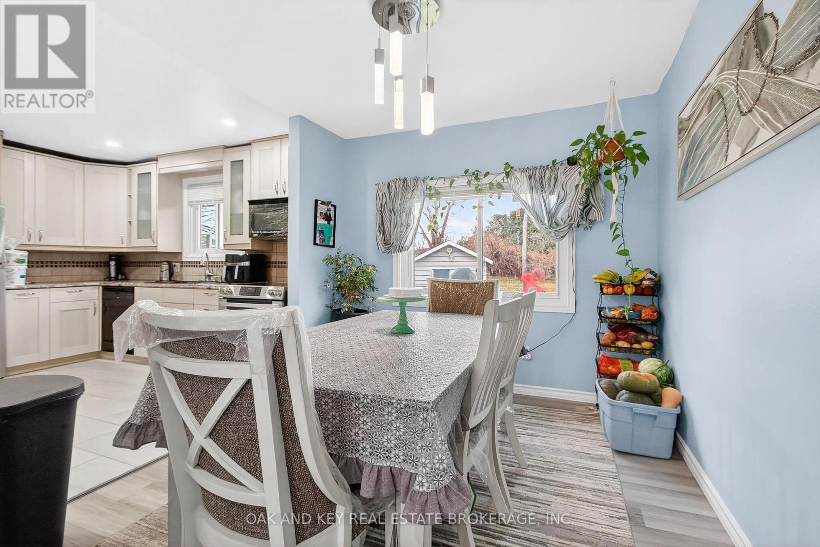 86 Chestnut Drive, Chatham-Kent, Ontario  N7M 4Z1 - Photo 8 - X12611282