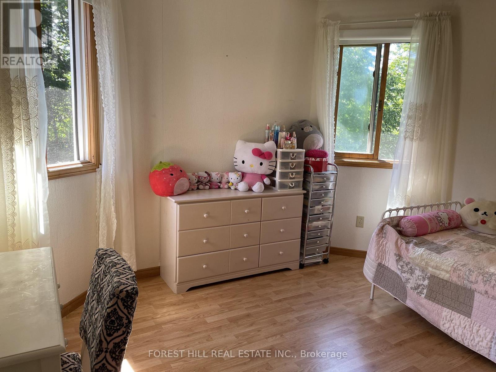 176 Golfview Road, London South, Ontario  N6C 5V4 - Photo 14 - X12611340