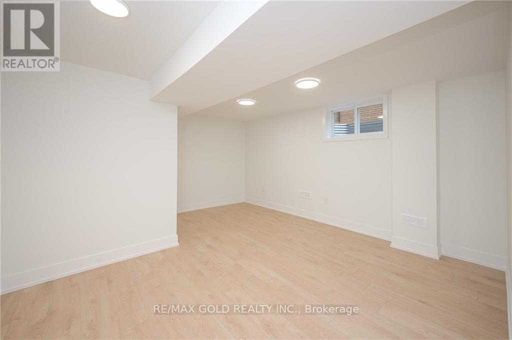 Bsmt - 54 Moxley Drive, Hamilton, Ontario  L8T 3Y7 - Photo 7 - X12493250