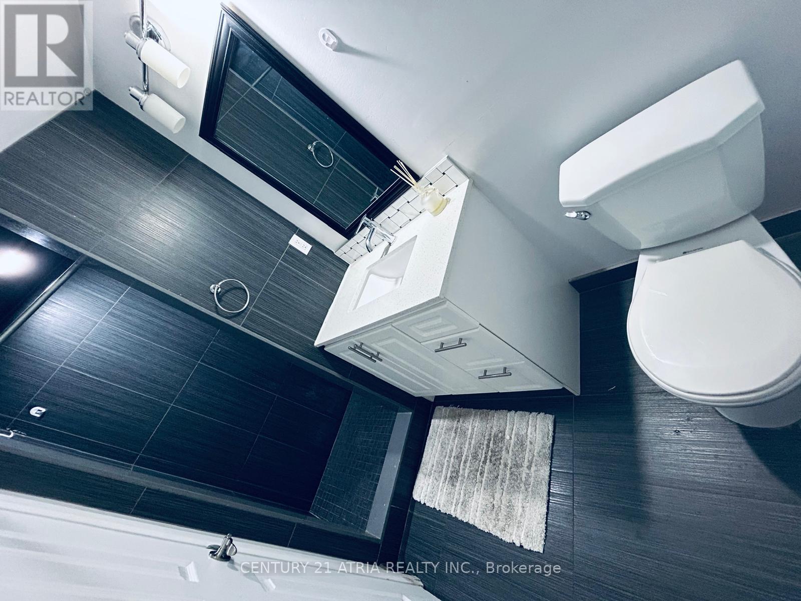 Basement - 3260 Oakglade Crescent, Mississauga, Ontario  L5C 1X3 - Photo 18 - W12604564