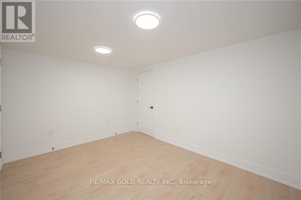 Bsmt - 54 Moxley Drive, Hamilton, Ontario  L8T 3Y7 - Photo 6 - X12493250