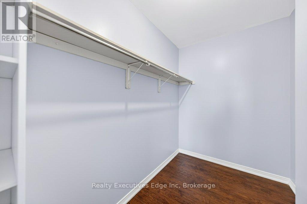 306 - 208 Silvercreek Parkway N, Guelph (Junction/onward Willow), Ontario  N1H 8H2 - Photo 26 - X12611334