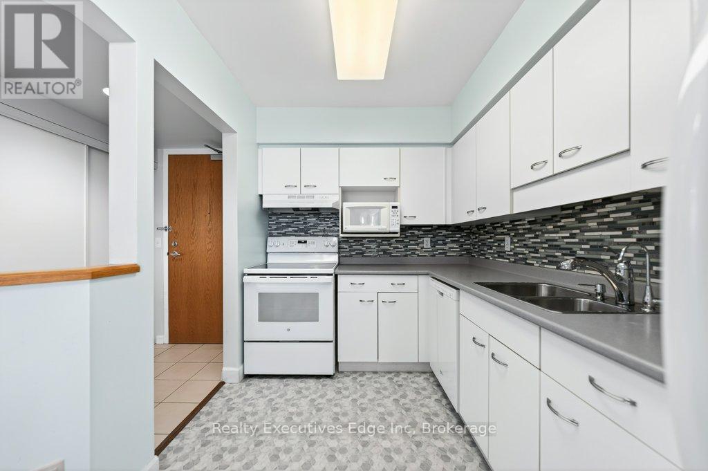 306 - 208 Silvercreek Parkway N, Guelph (Junction/onward Willow), Ontario  N1H 8H2 - Photo 7 - X12611334