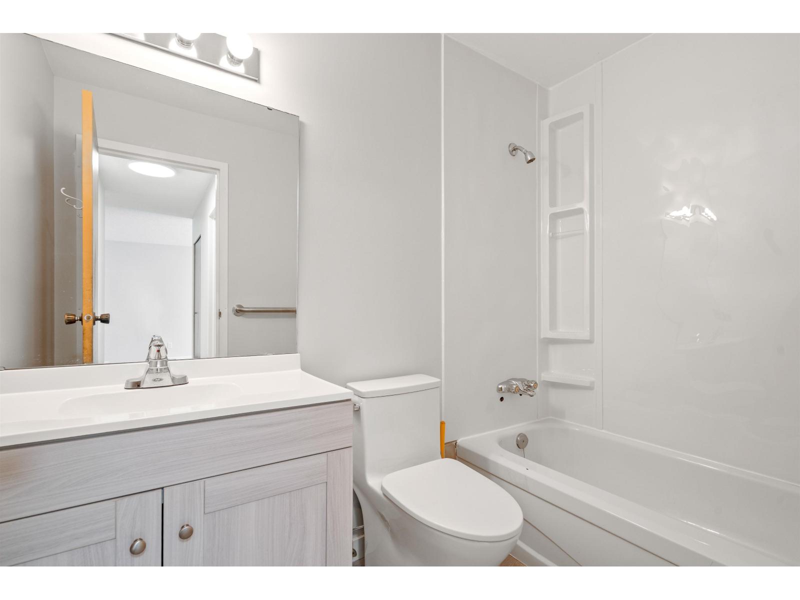 316 13507 96 Avenue, Surrey, British Columbia  V3V 7P3 - Photo 13 - R3054993