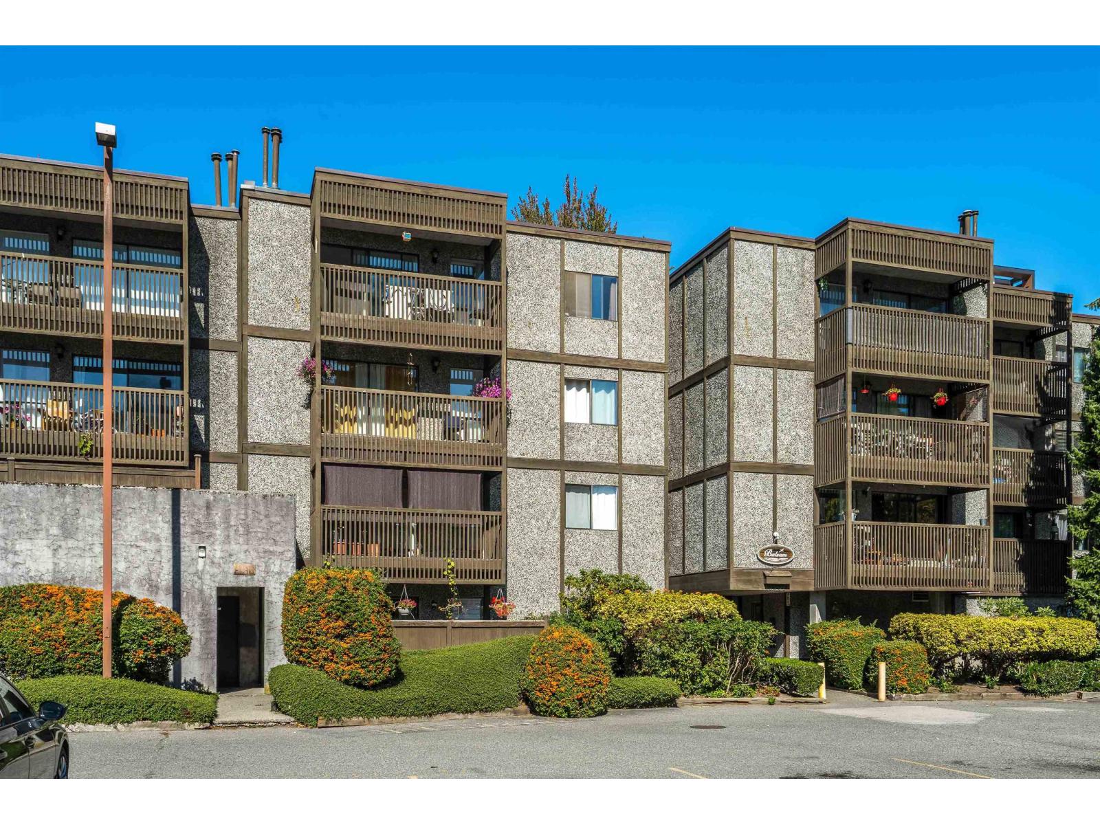 316 13507 96 Avenue, Surrey, British Columbia  V3V 7P3 - Photo 1 - R3054993