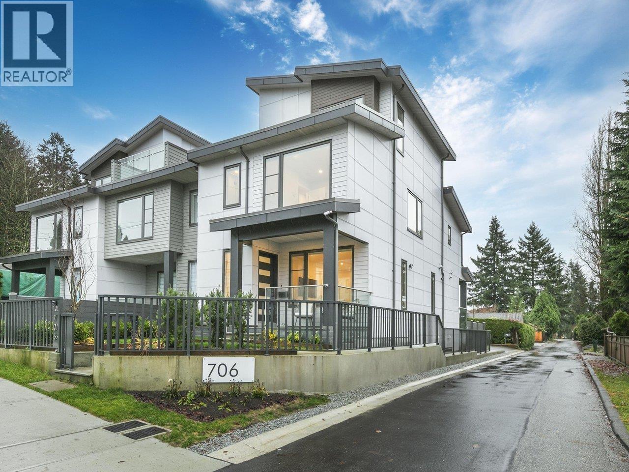 101 706 Smith Avenue, Coquitlam, British Columbia  V3J 2W7 - Photo 30 - R3072487