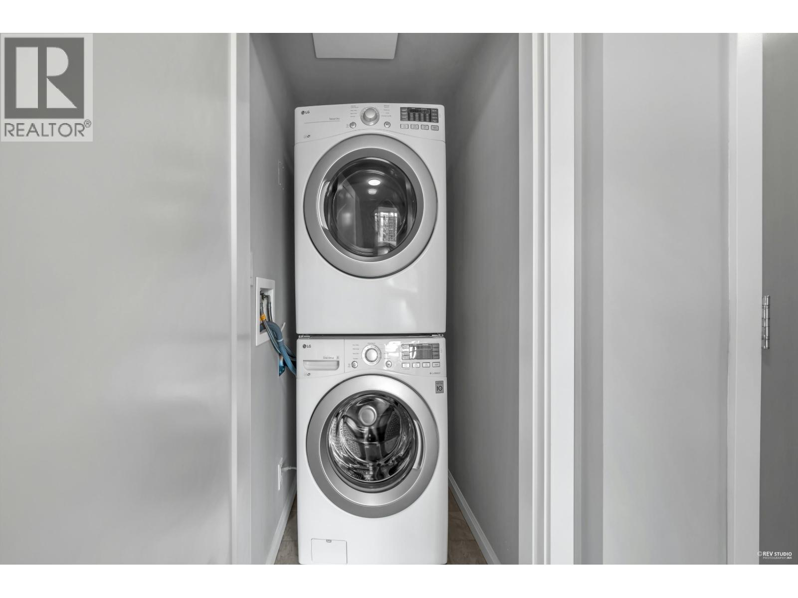 1102 520 Como Lake Avenue, Coquitlam, British Columbia  V3J 0E8 - Photo 24 - R3072705