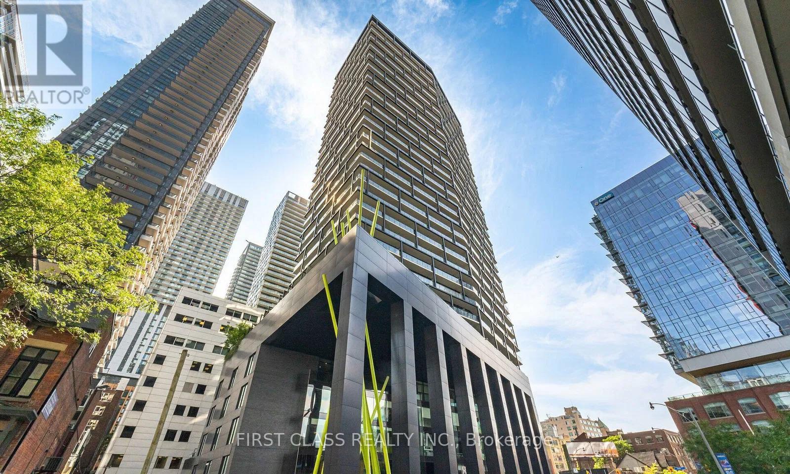 1801 - 125 PETER STREET, Toronto, Ontario