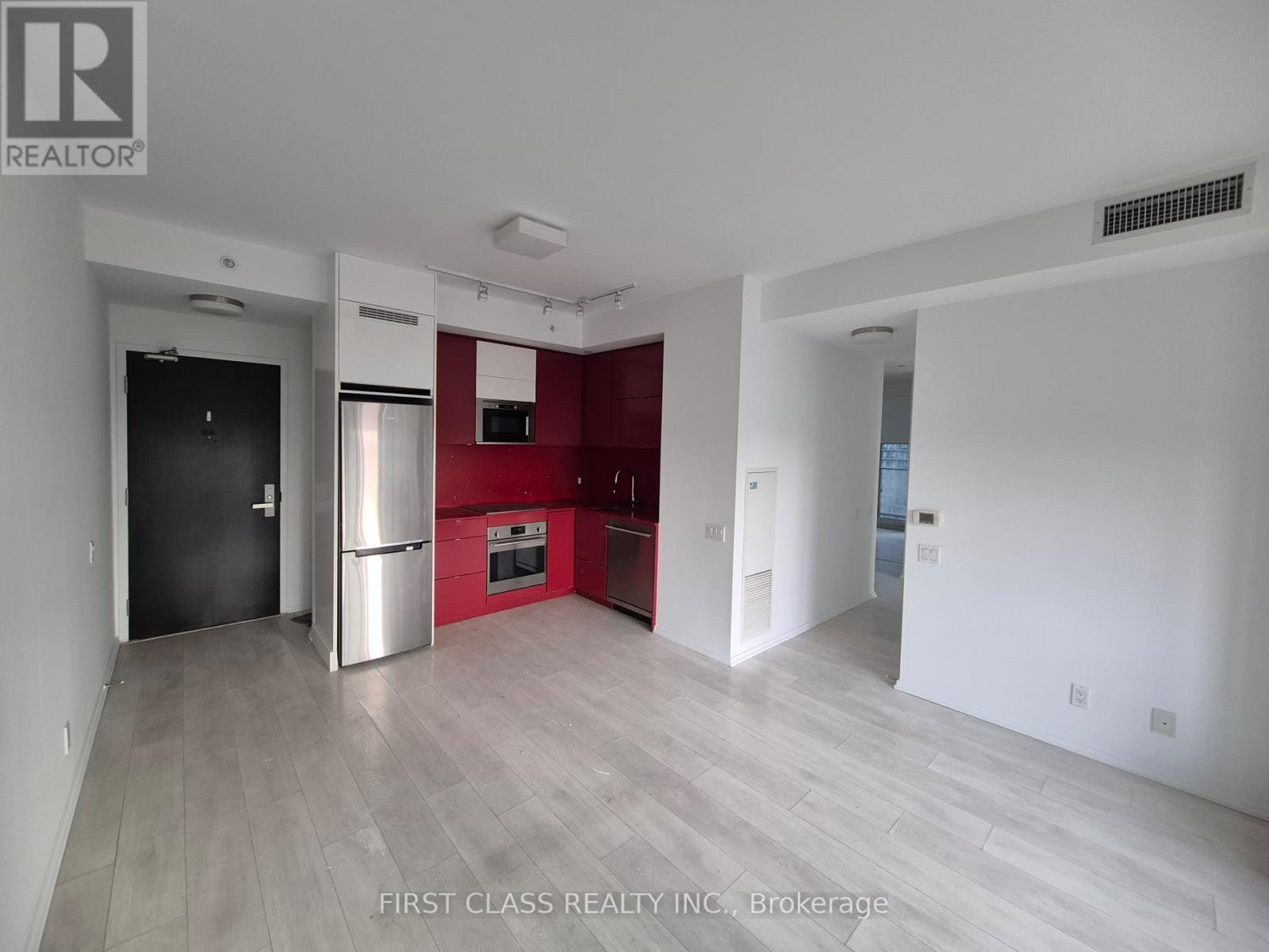 1801 - 125 Peter Street, Toronto (Waterfront Communities), Ontario  M5V 0M2 - Photo 2 - C12611288