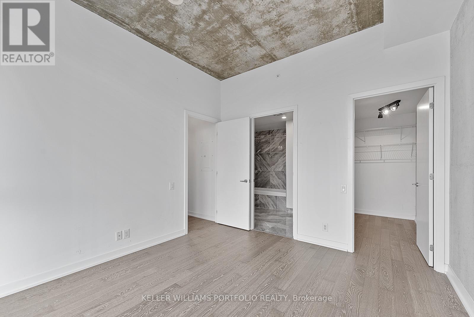 Ph07 - 39 Brant Street, Toronto (Waterfront Communities), Ontario  M5V 0M8 - Photo 23 - C12611366