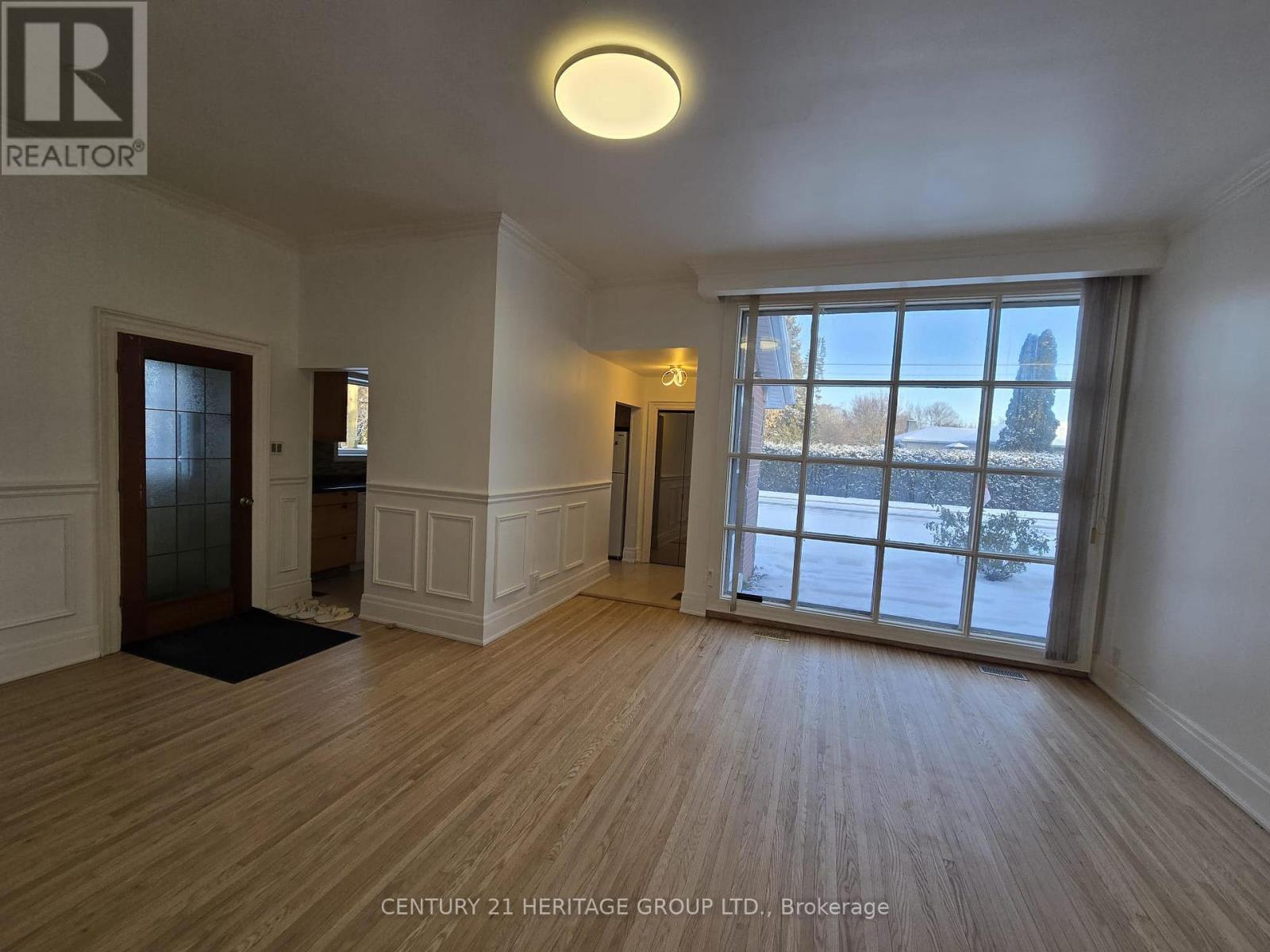 Main - 9 Dunham Crescent, Aurora, Ontario  L4G 2V3 - Photo 3 - N12611304