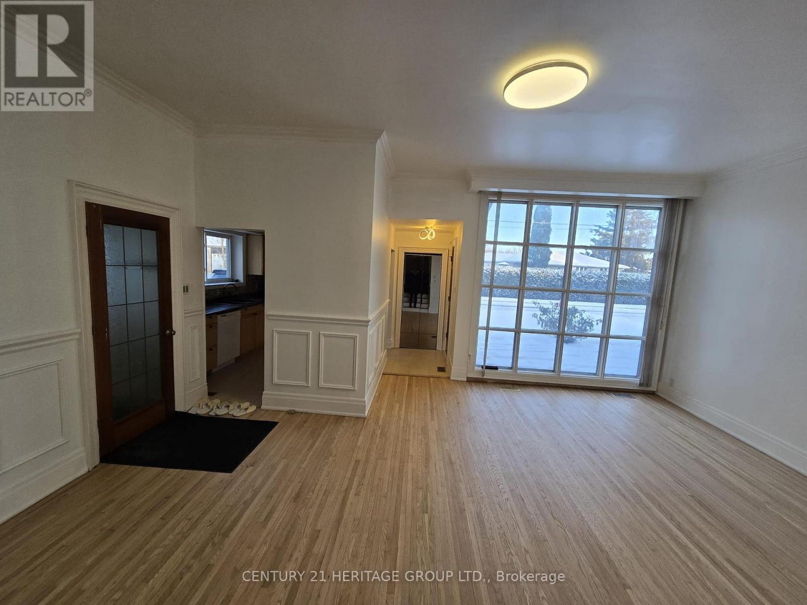 Main - 9 Dunham Crescent, Aurora, Ontario  L4G 2V3 - Photo 5 - N12611304