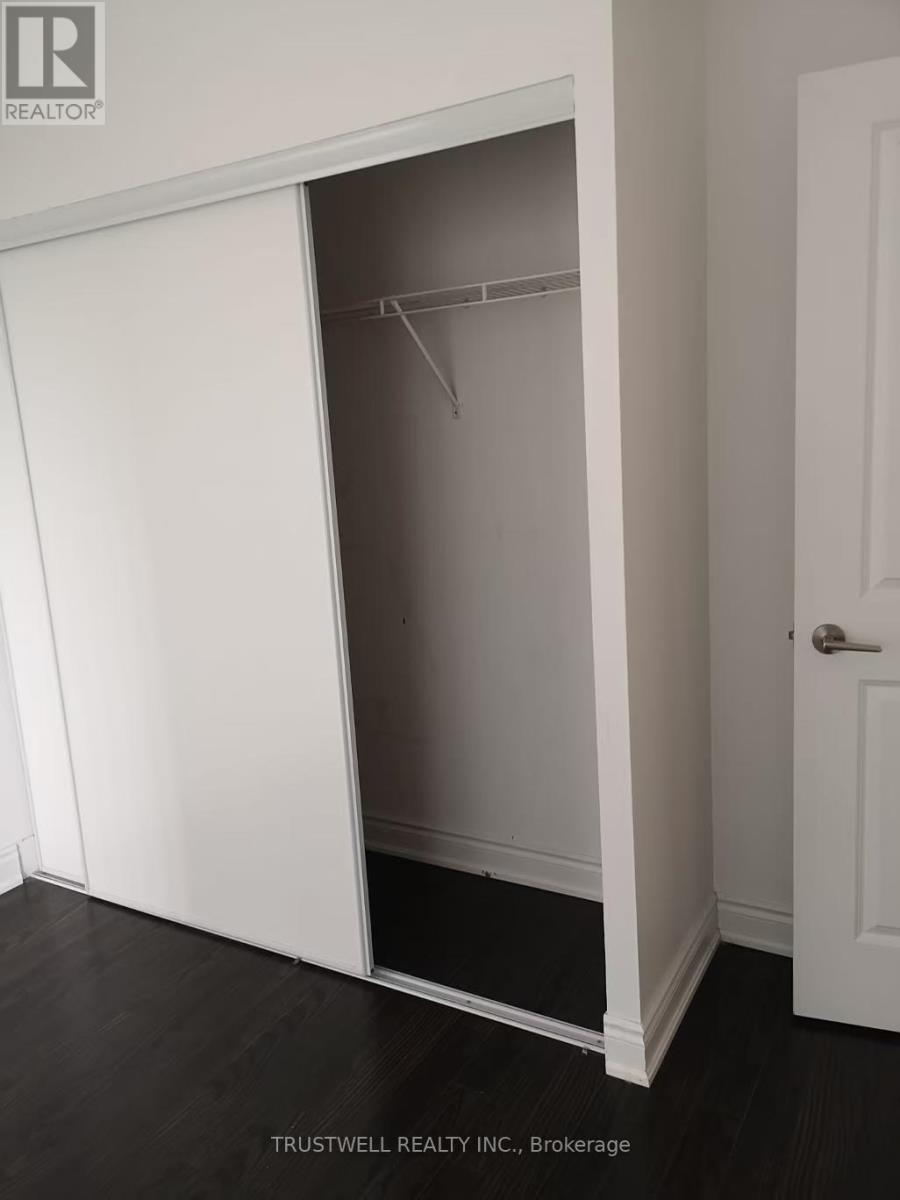 717 - 277 South Park Road, Markham, Ontario  L3T 0B7 - Photo 5 - N12611316