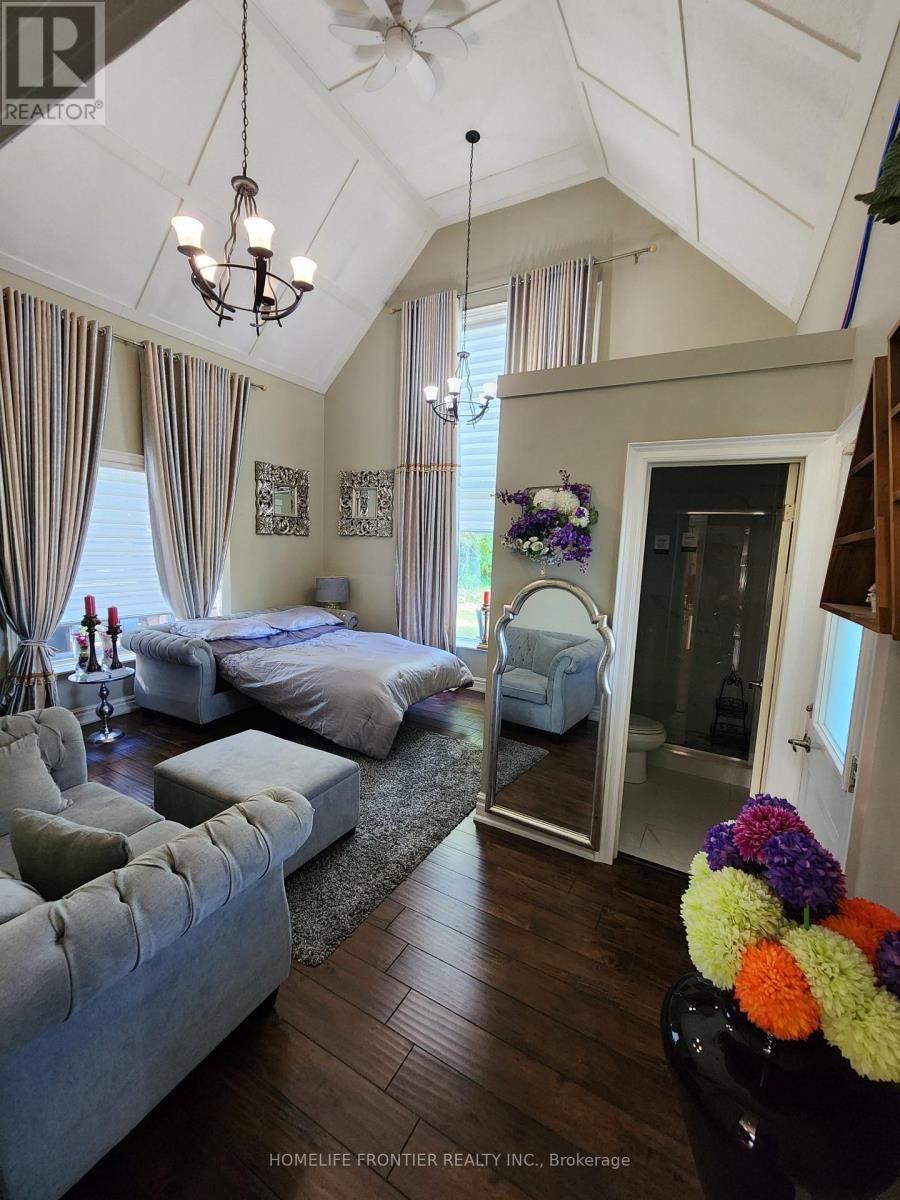 3 Mandalane Drive, King, Ontario  L0G 1T0 - Photo 14 - N12611330