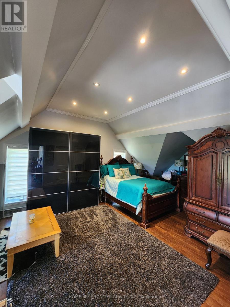 3 Mandalane Drive, King, Ontario  L0G 1T0 - Photo 18 - N12611330