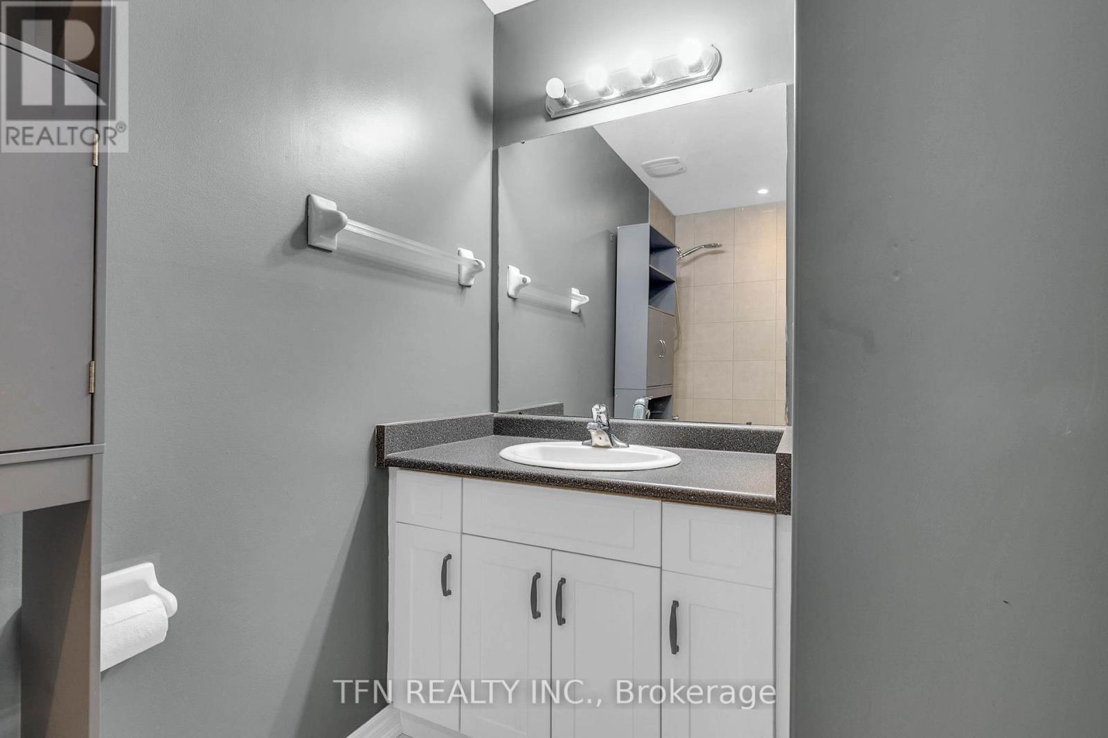 9 Isabella Drive, Orillia, Ontario L3V 0E2 - Photo 18 - S12611300