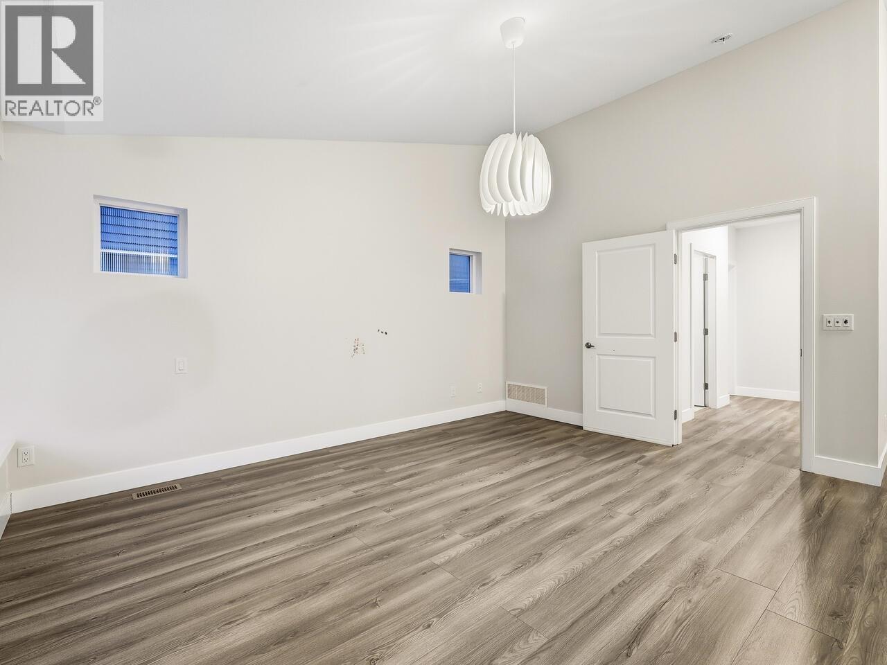 10428 Mceachern Street, Maple Ridge, British Columbia  V2W 0H8 - Photo 9 - R3066890