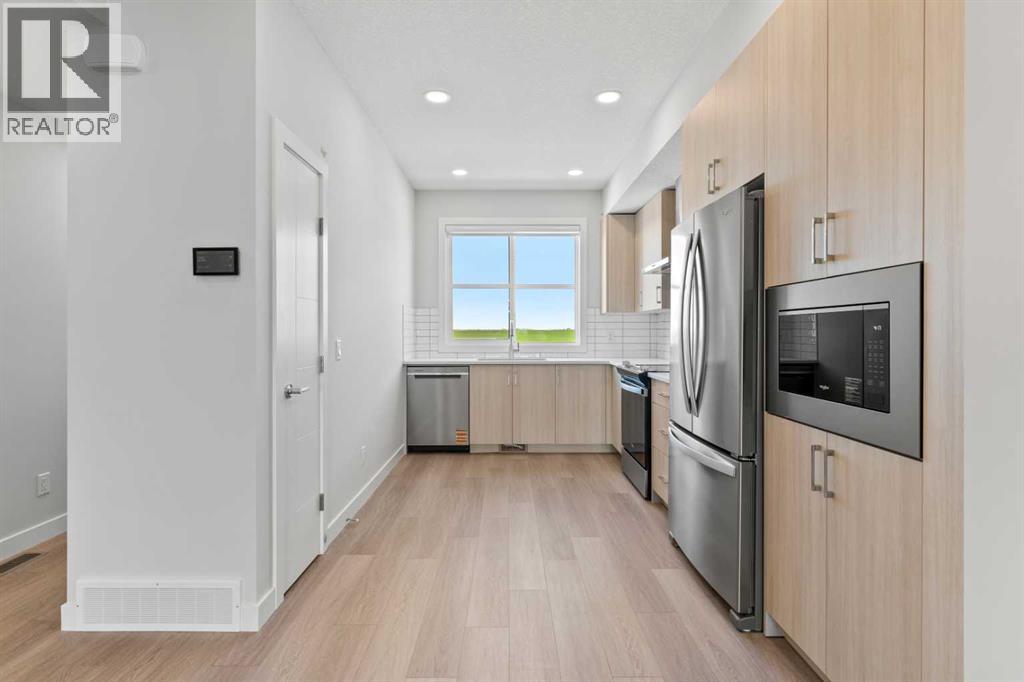 113, 285 Chelsea Court, Chestermere, Alberta  T1X 2W7 - Photo 12 - A2272396