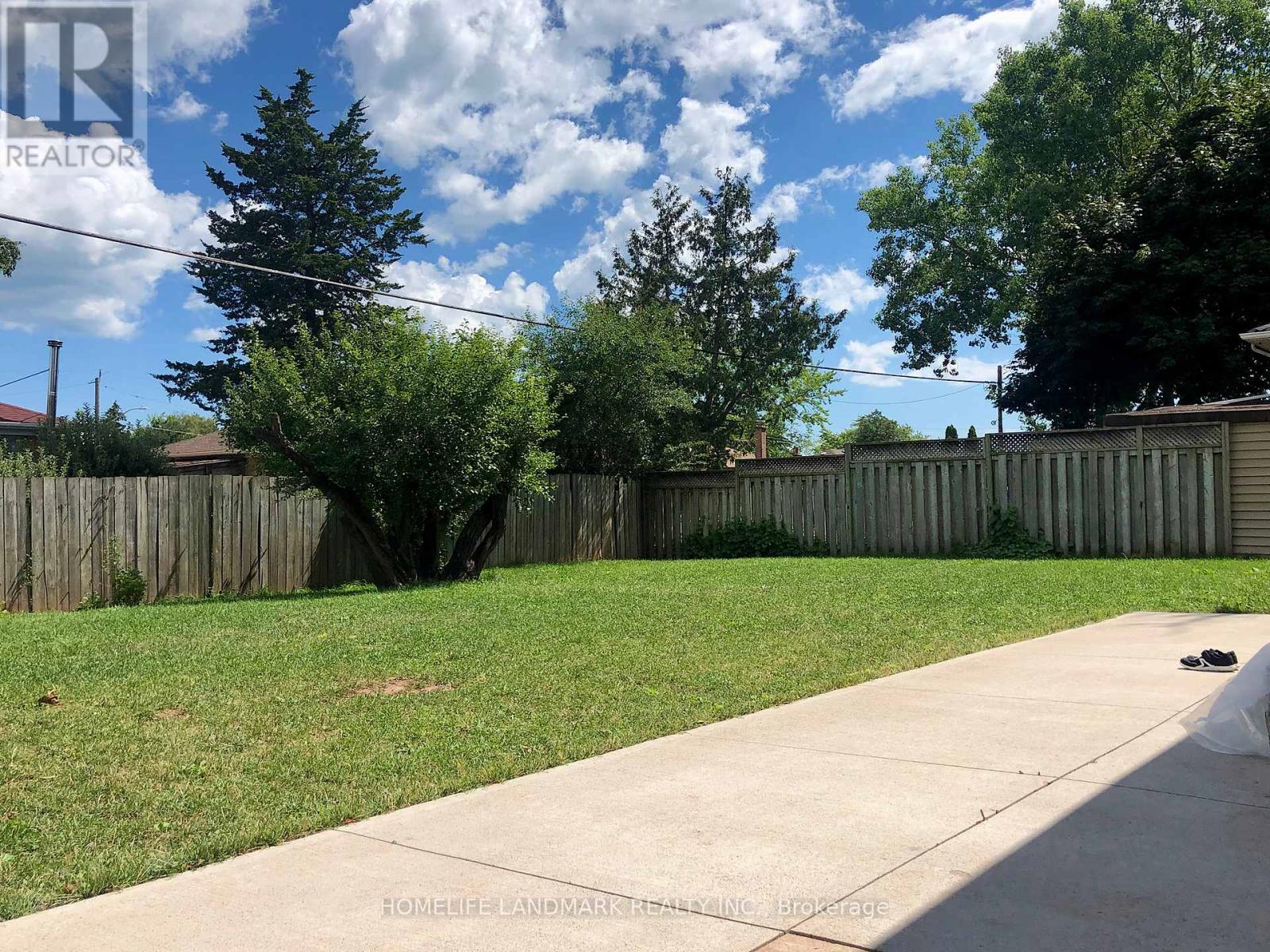 Main - 529 Third Line, Oakville, Ontario  L6L 4A8 - Photo 13 - W12611298