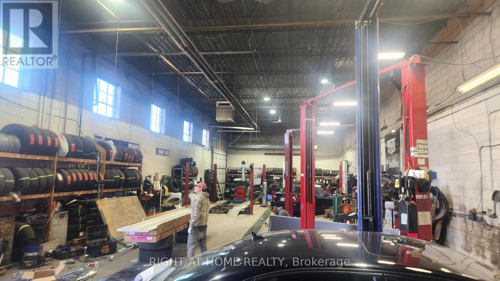 3191 Wolfedale Road, Mississauga (Mavis-Erindale), Ontario  L5C 1V8 - Photo 14 - W12611302