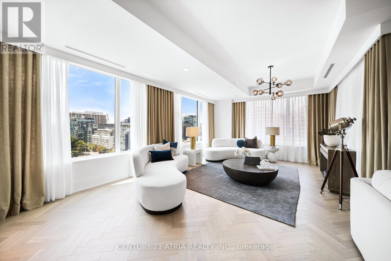 810 - 455 Wellington Street W, Toronto, Ontario  M5J 2R2 - Photo 9 - C12610636