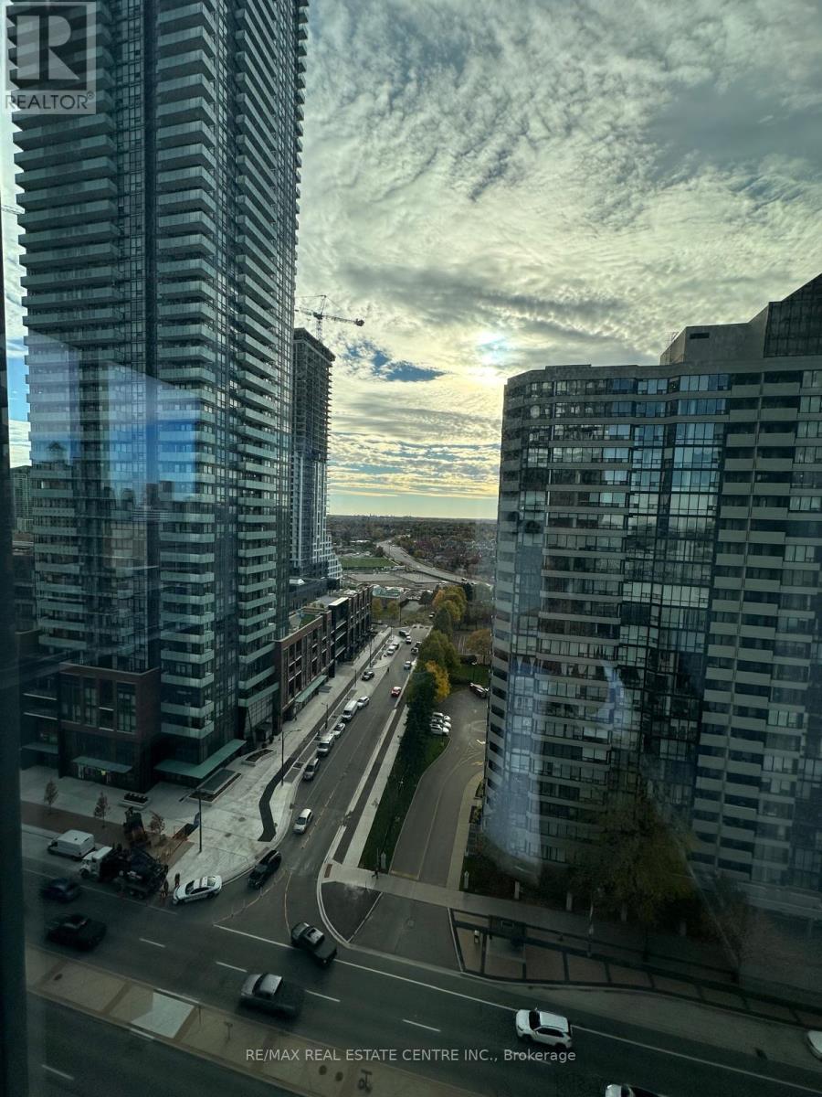 1308 - 395 SQUARE ONE DRIVE, Mississauga, Ontario