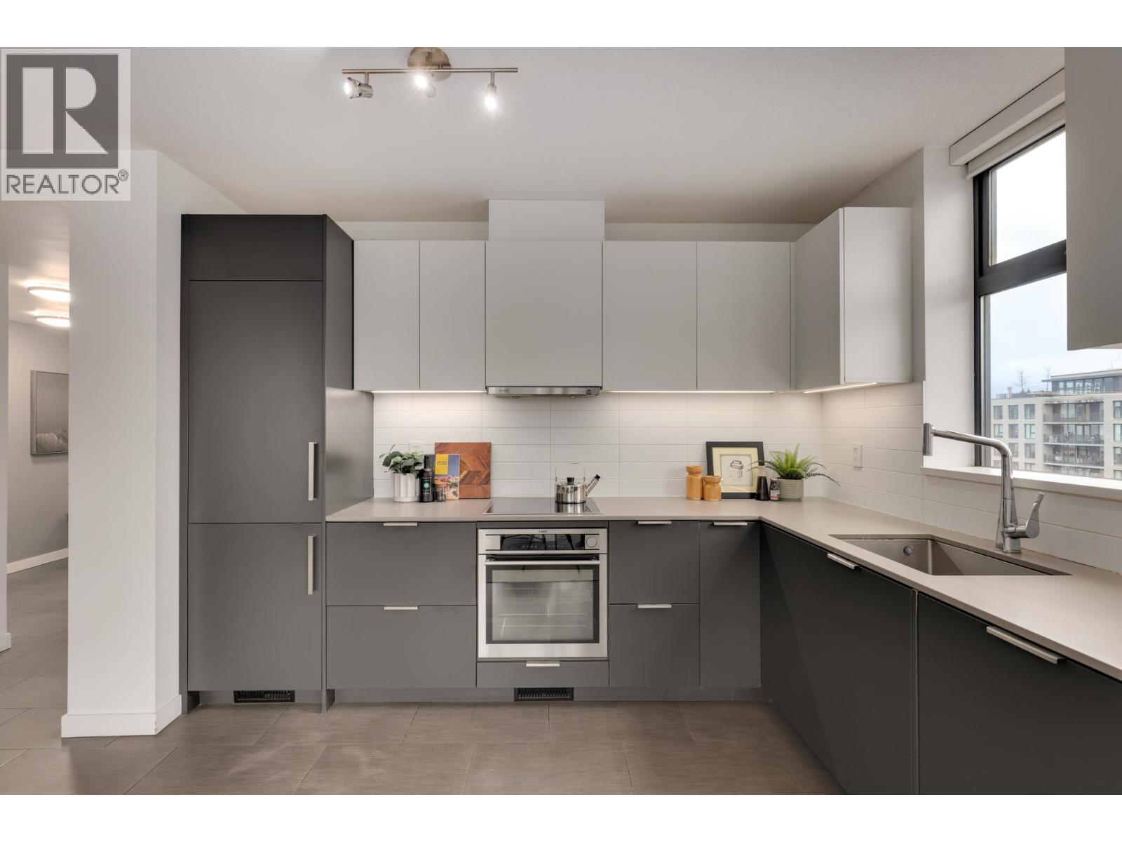 1102 66 W Cordova Street, Vancouver, British Columbia  V6B 0L2 - Photo 6 - R3072837